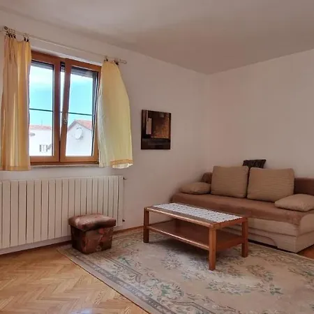 Ljuba Appartamento *