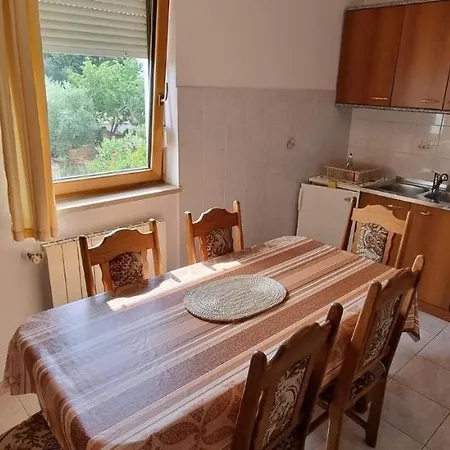 Lejlighed Ljuba *