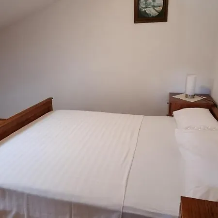 Apartment Ljuba *